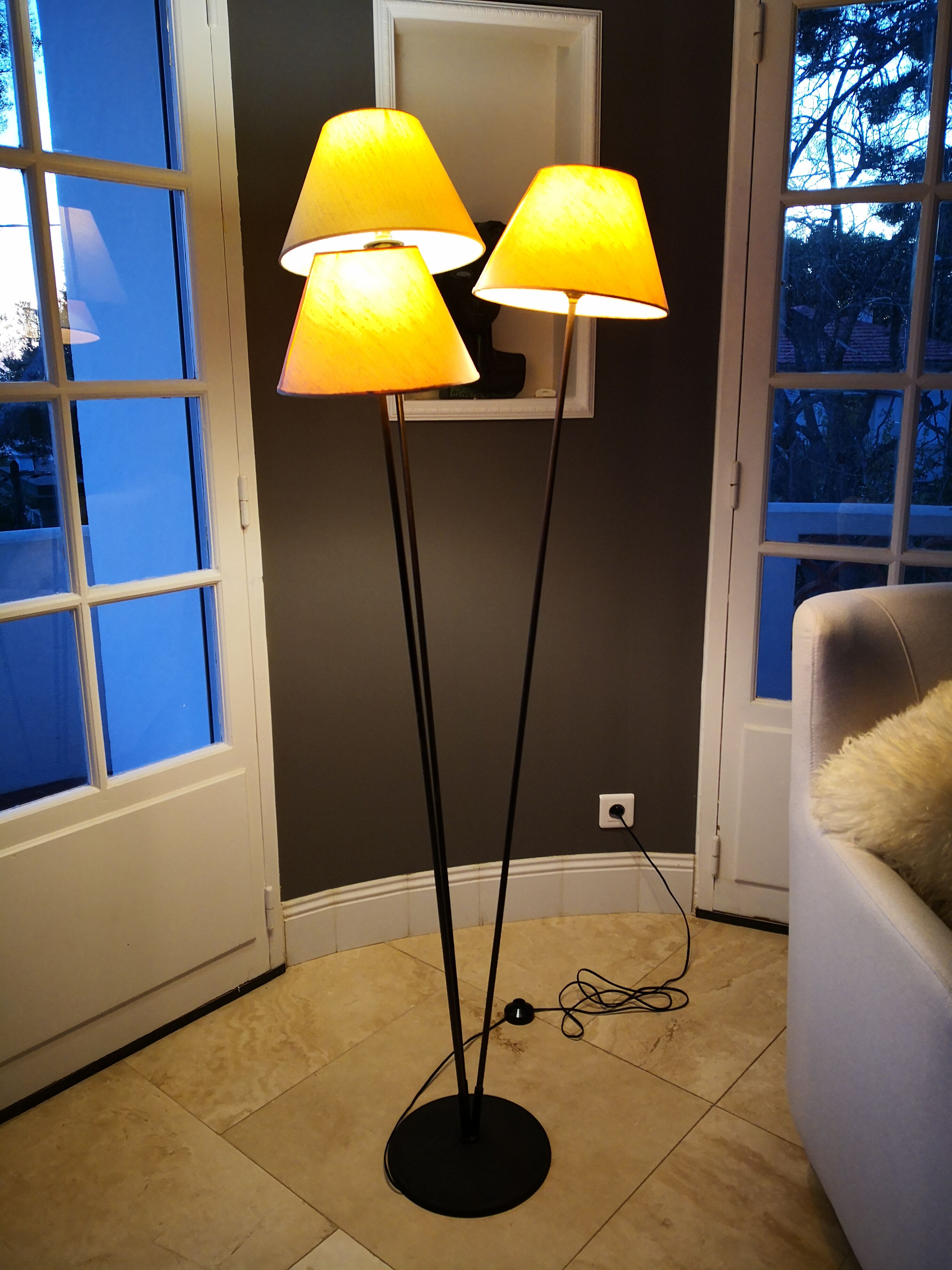 Authentic Stellor 3-branch lamppost