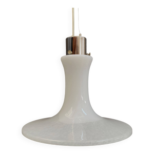 Suspension en verre blanc,