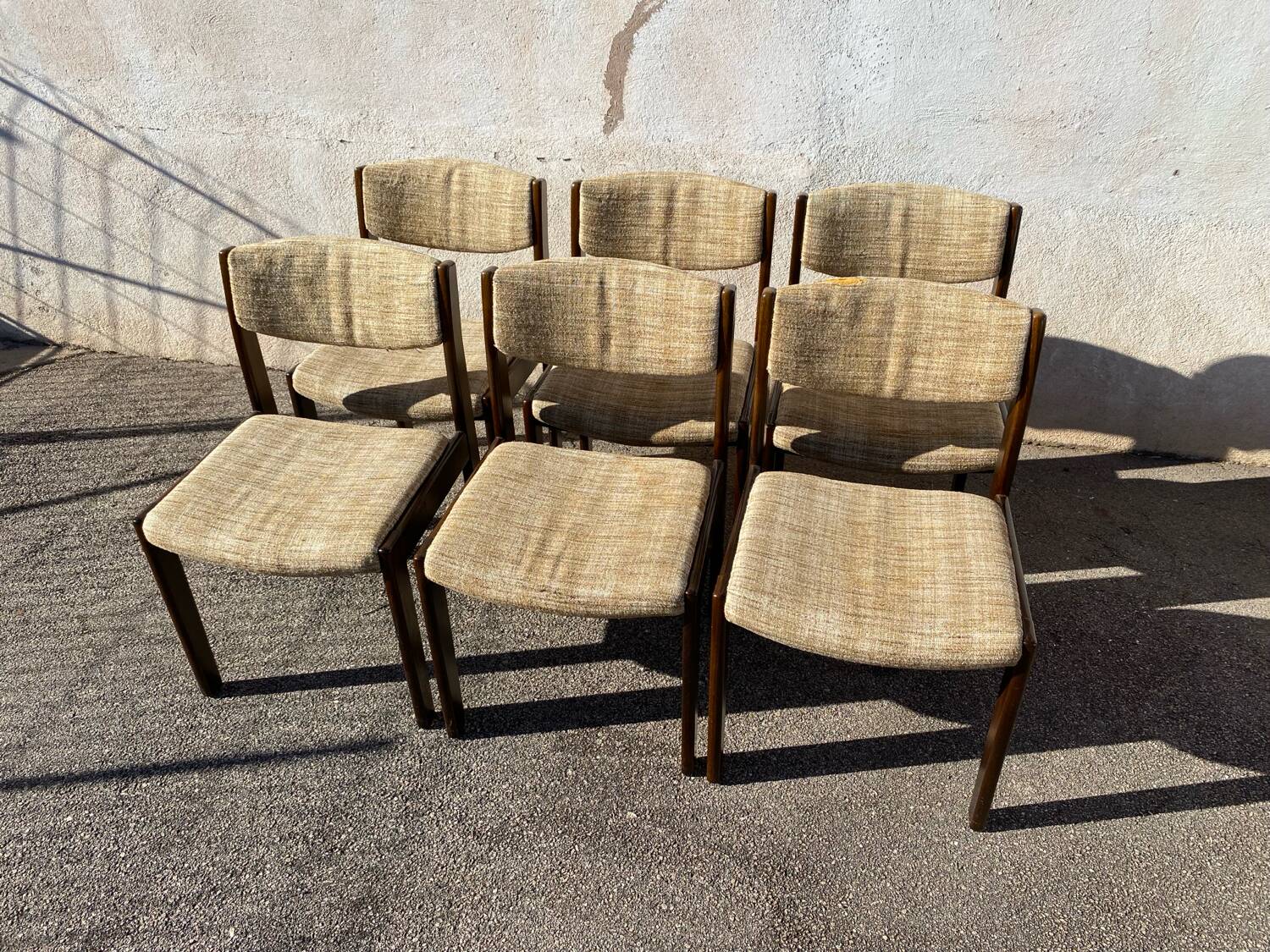 Table and 6 chairs set by Baumann