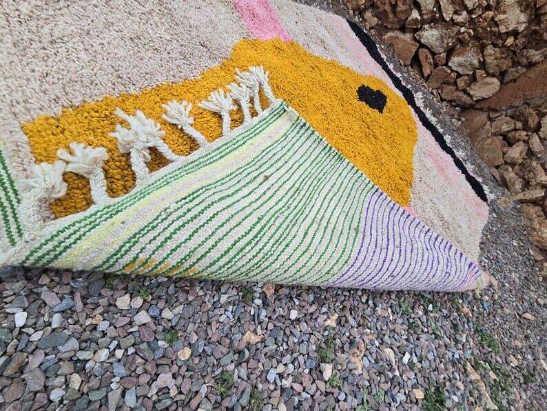 Berber wool rug, size 100 x 200 cm