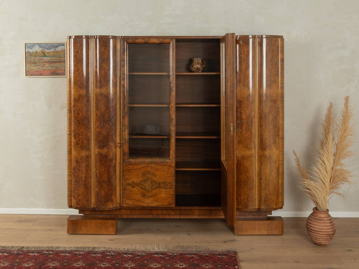 Art Déco Showcase, Cabinet
