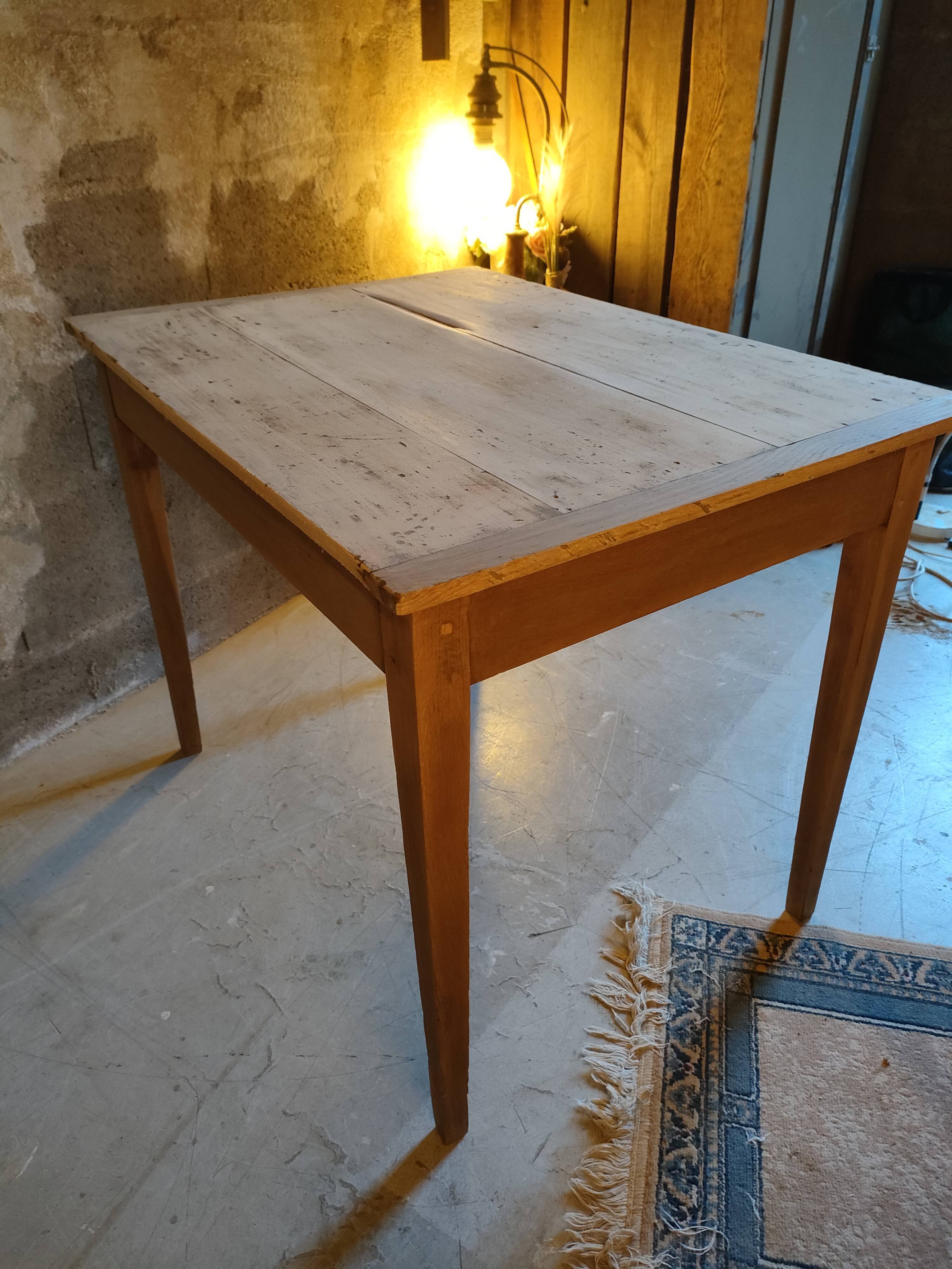 Farmhouse table