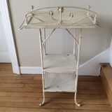 Iron apparatus table
