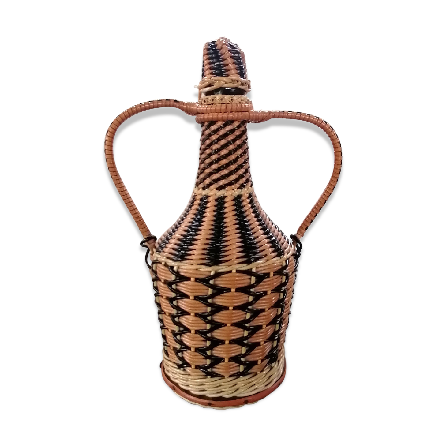 Black and orange scoubidou bottle