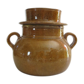 Glazed terracotta pot called pignate