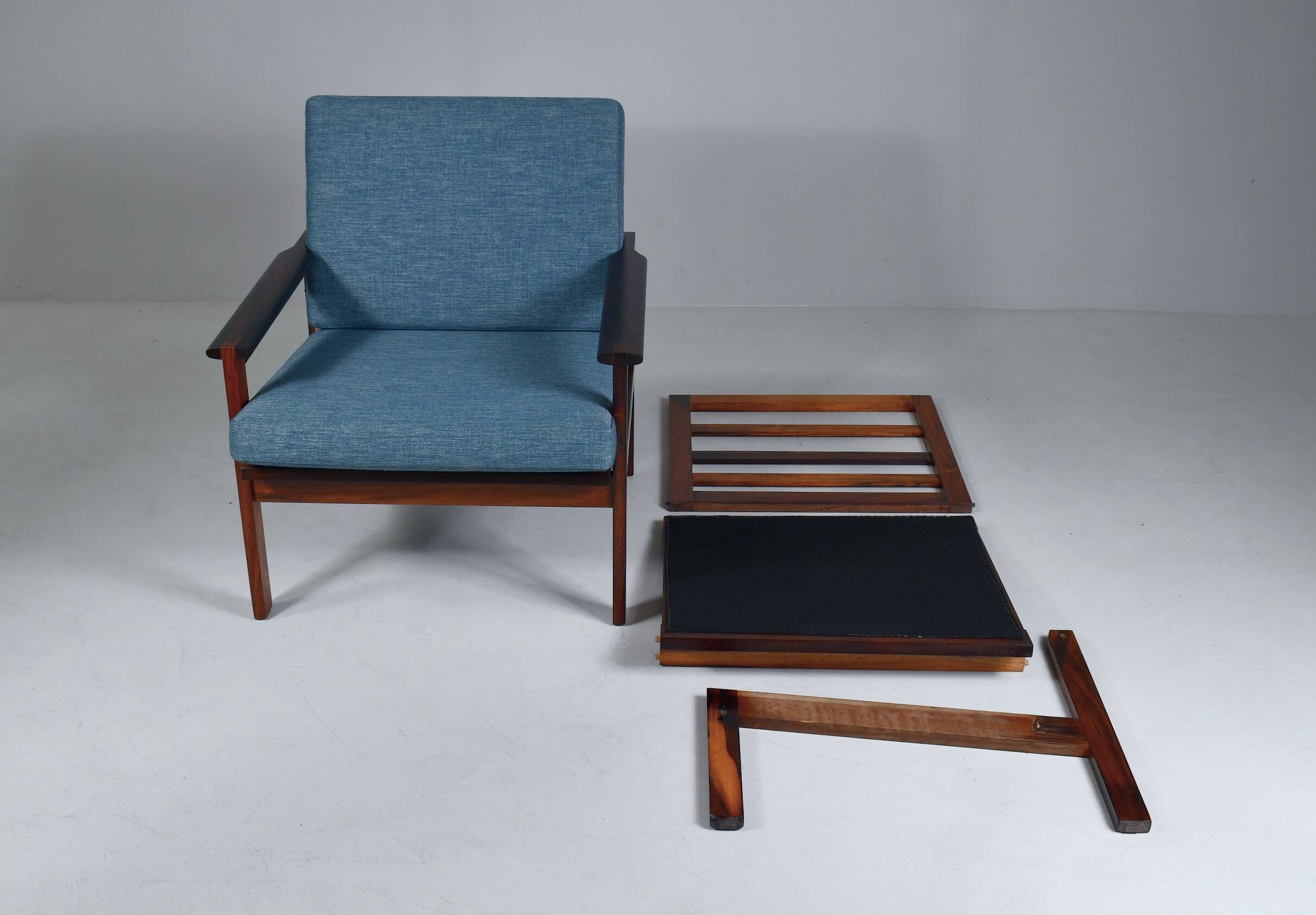 Fauteuil Capella par Illum Wikkelso pour Niels Eilersen. 1959.