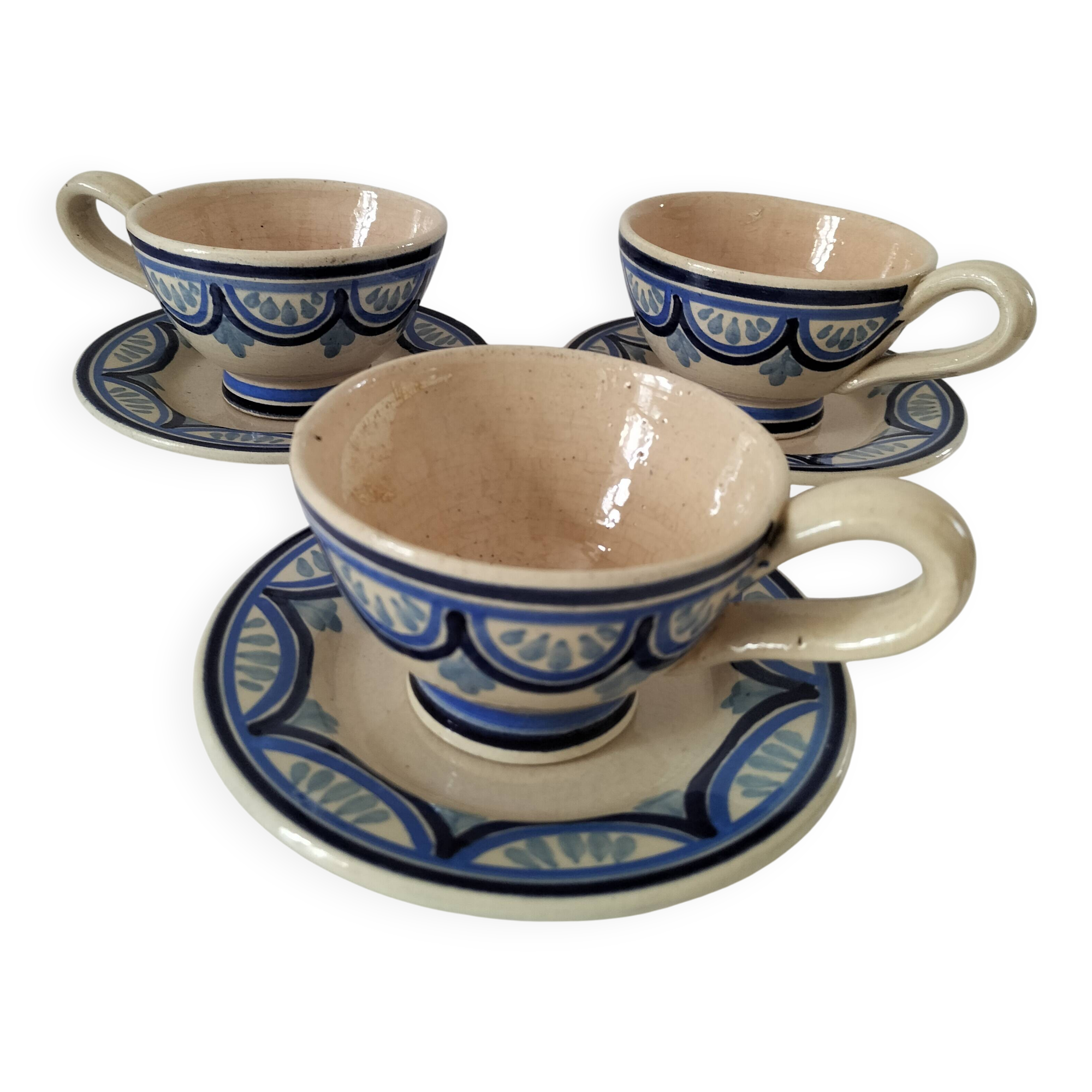 Trio of Ti-Bihan St Malo cups and saucers by Yvon Roy