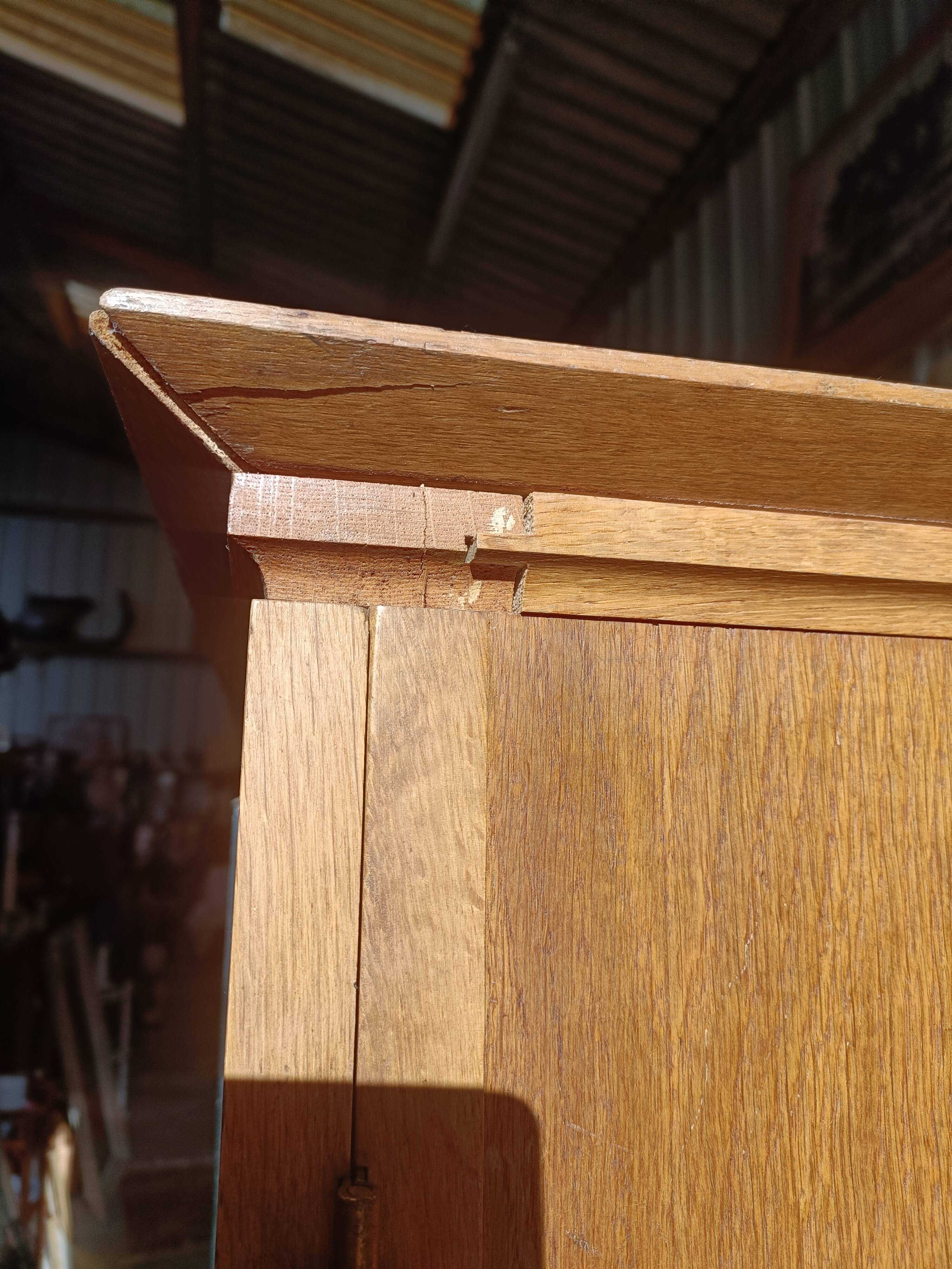 Wardrobe years 50 feet compass