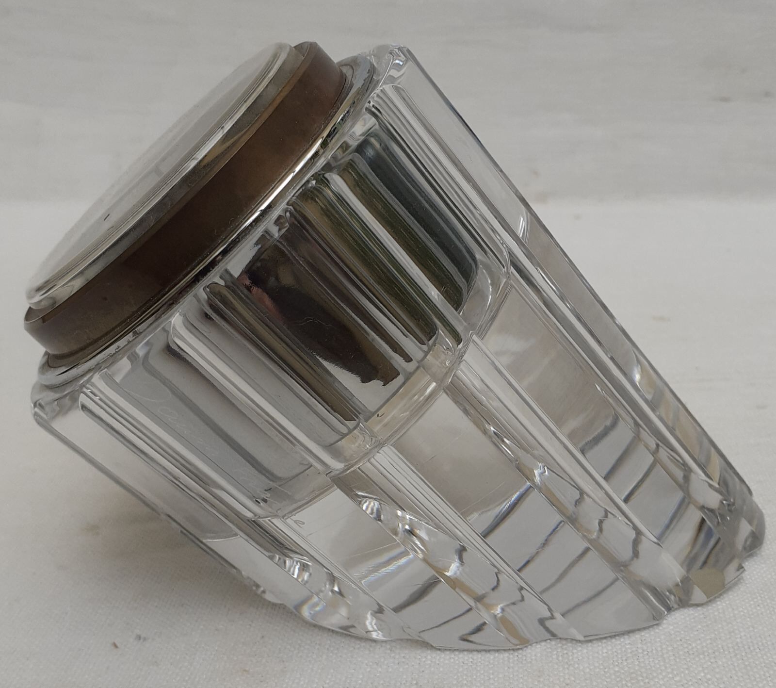 Daum crystal table hanger