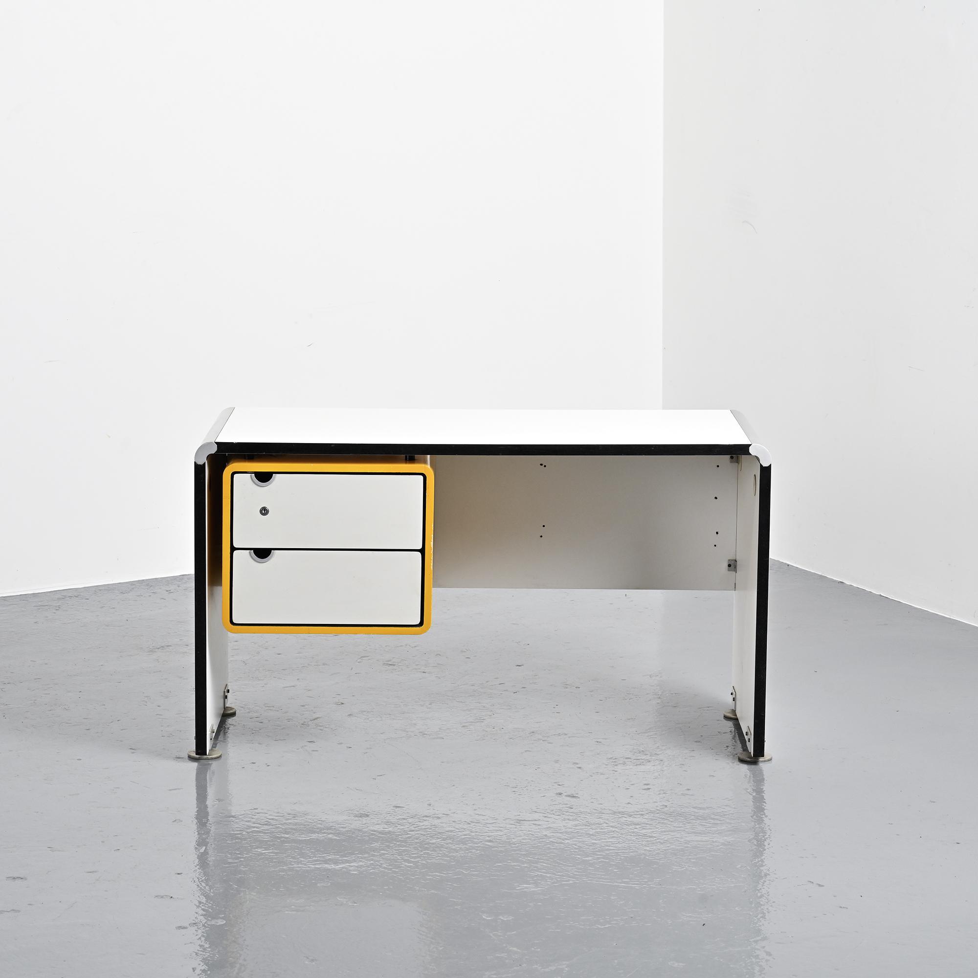 Bureau enfant par Alain Richard pour T.F.M, France, vers 1970