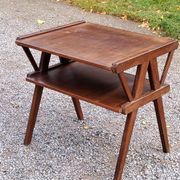 Table d’appoint vintage des années 50 en hêtre chêne et peuplier pieds compas