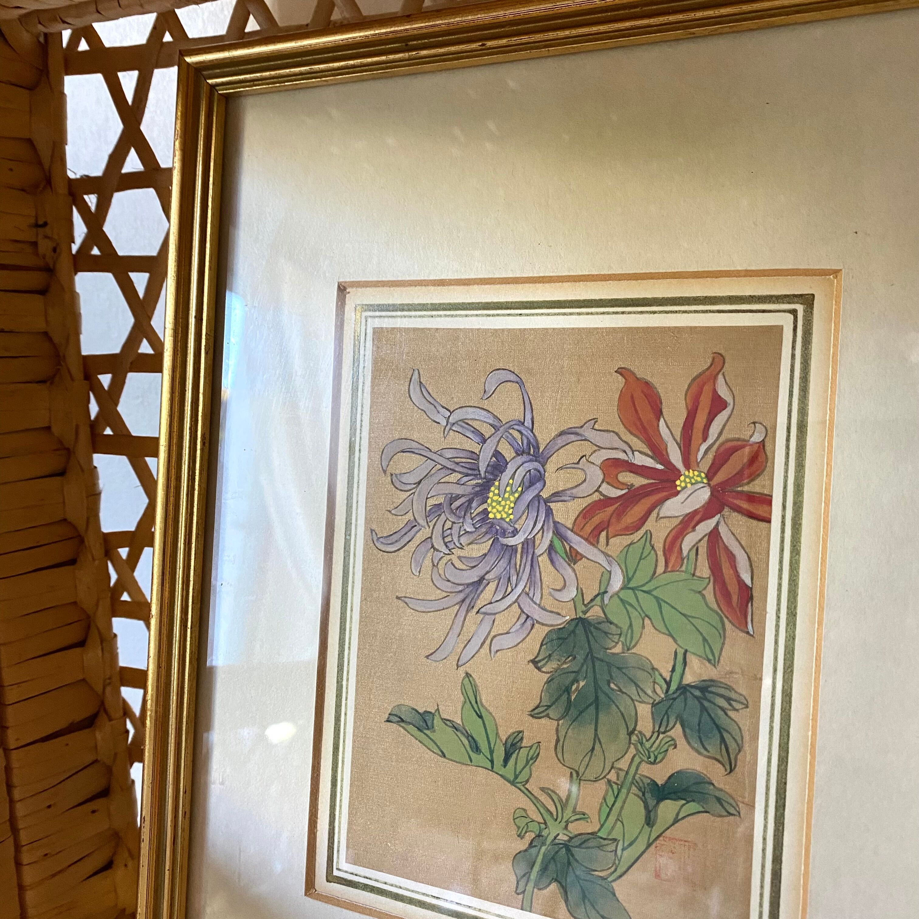 Painting on silk flowers gilded frame