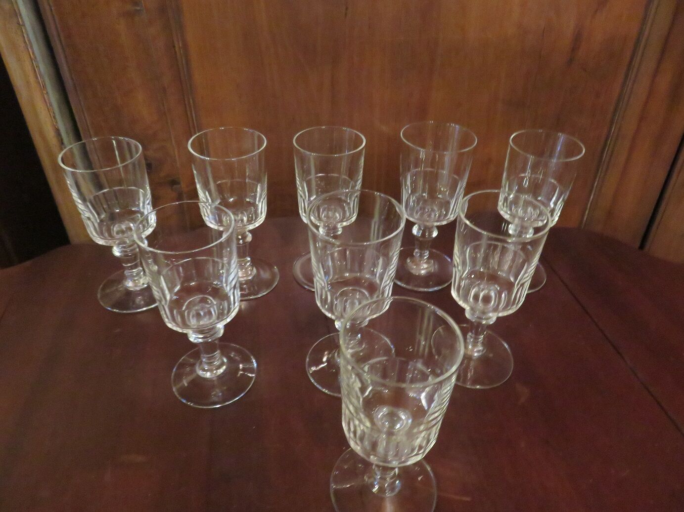 Suite of 11 nineteenth wine glasses