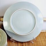 Set of 7 flat ceramic plates