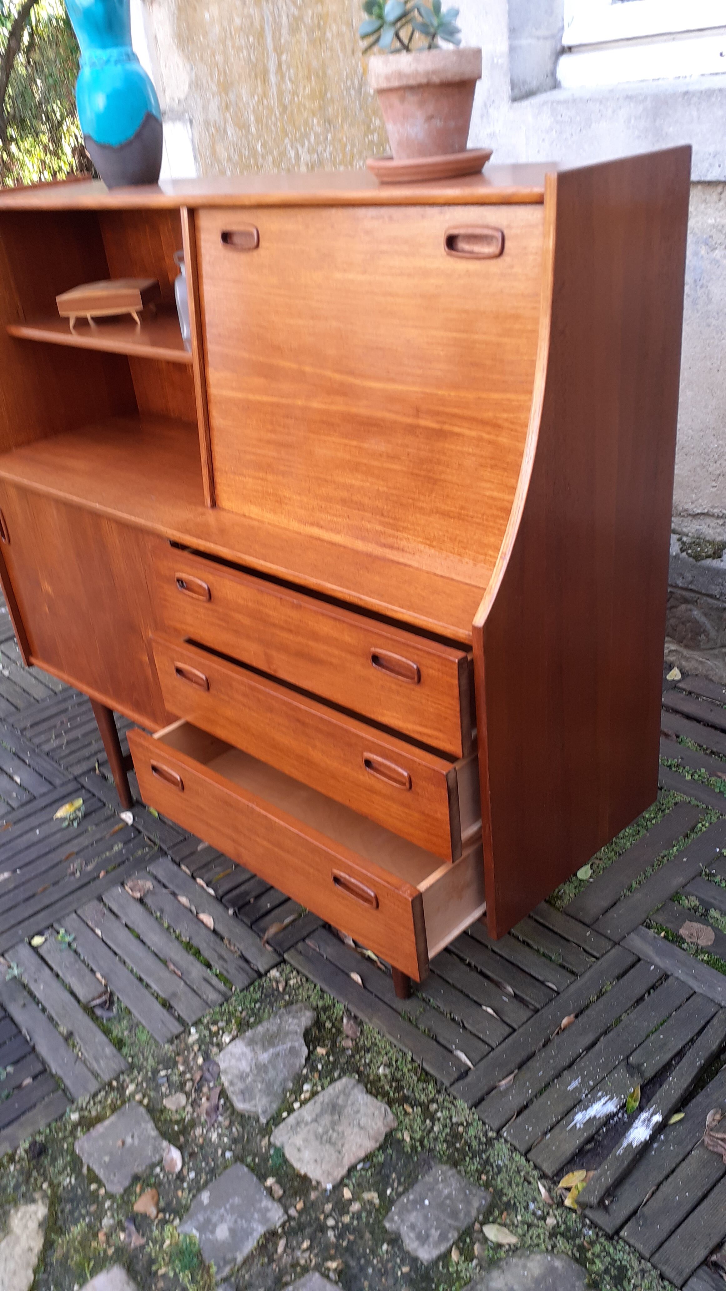 Scandinavian buffet year 60 teak publisher O.M.F.