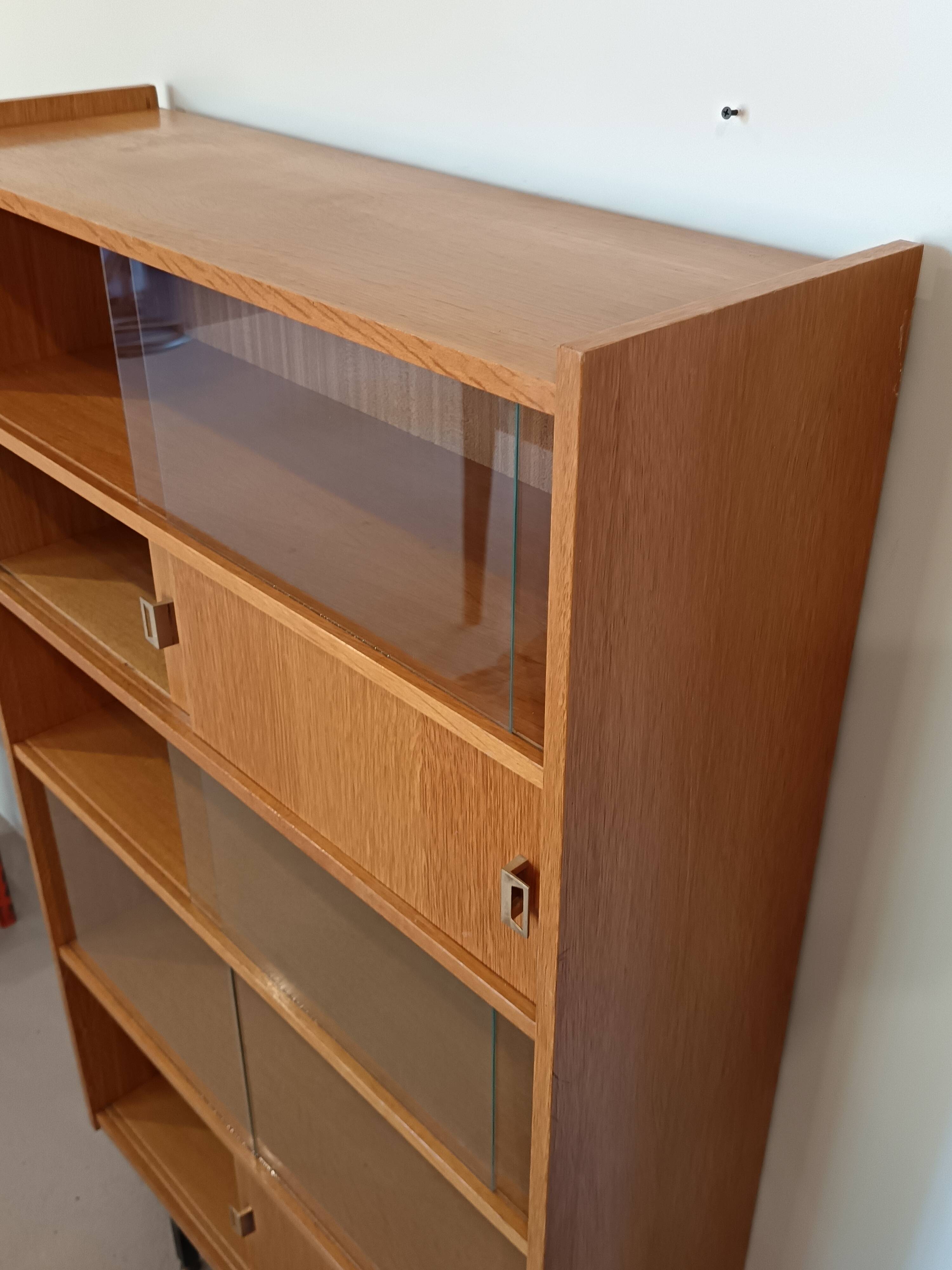 Vitrine bibliothèque vintage moderniste années 50