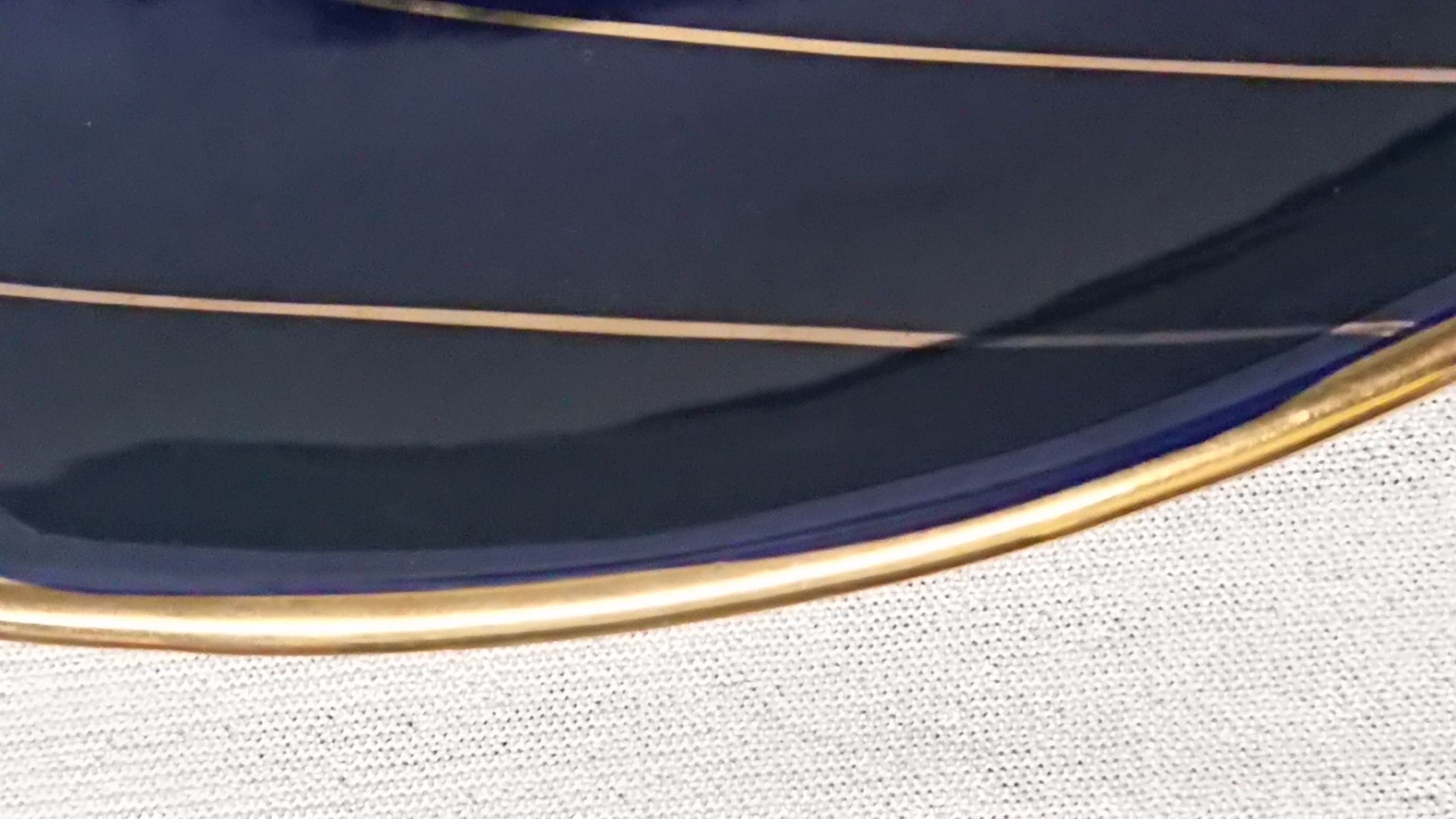 Ceramic trinket bowl