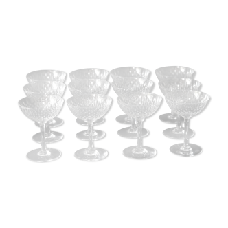 Suite of 12 champagne glasses in Baccarat crystal. Model Paris