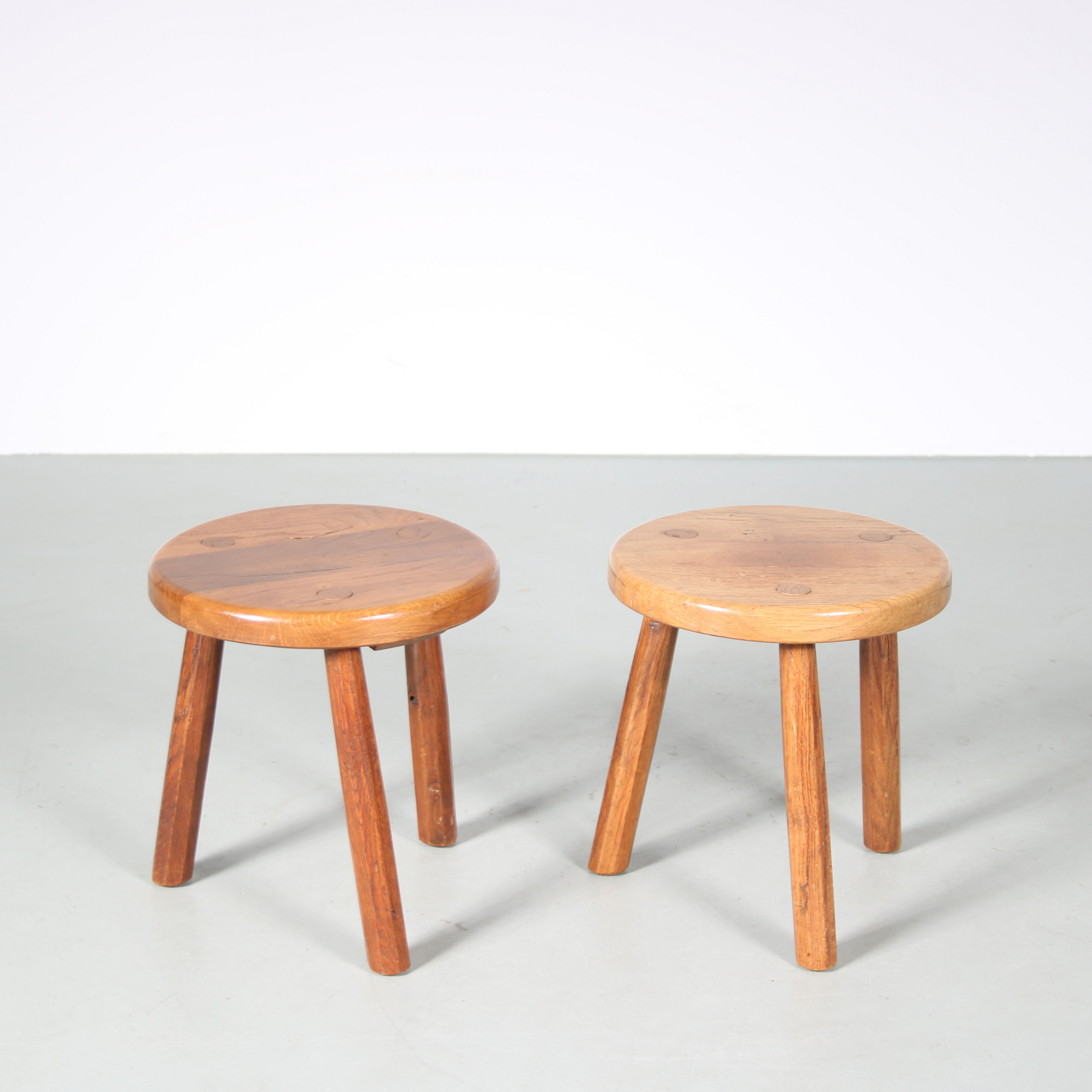 Tabouret de trépied brutaliste des années 1970 des Pays-Bas