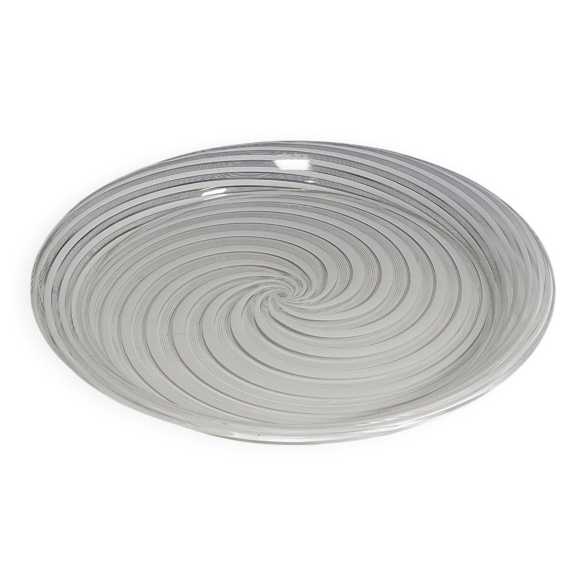 Large Murano glass art plate with filigree from the 19th century.