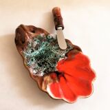 Butter dish with vintage Vallauris serving knife