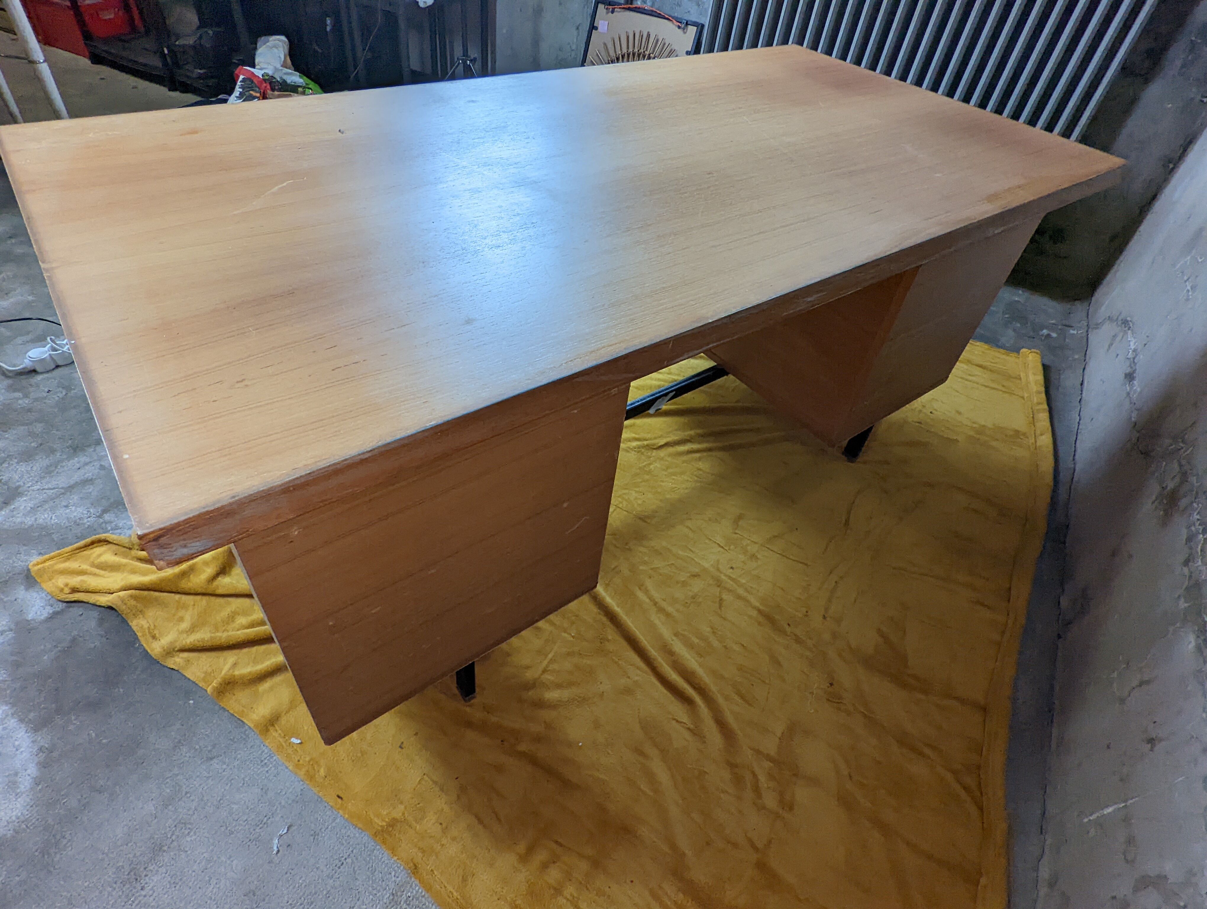 Minvielle desk in mahogany pierre guariche