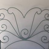 Volute wrought iron bed