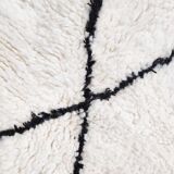 Authentique tapis berbère marocain Beni Ouarain à losanges noirs 2,01x1,59m neuf
