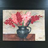 Table bouquet of gladioli