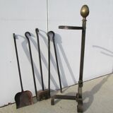 Wrought iron chimney servant, and bronze, ancient