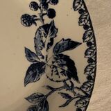 Series of 6 old flat plates in blue earthenware from Gien Iron Earth mature model