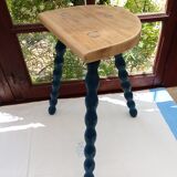 Tripod stool