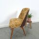 Bloemen stoel met bruin kunstleder vintage