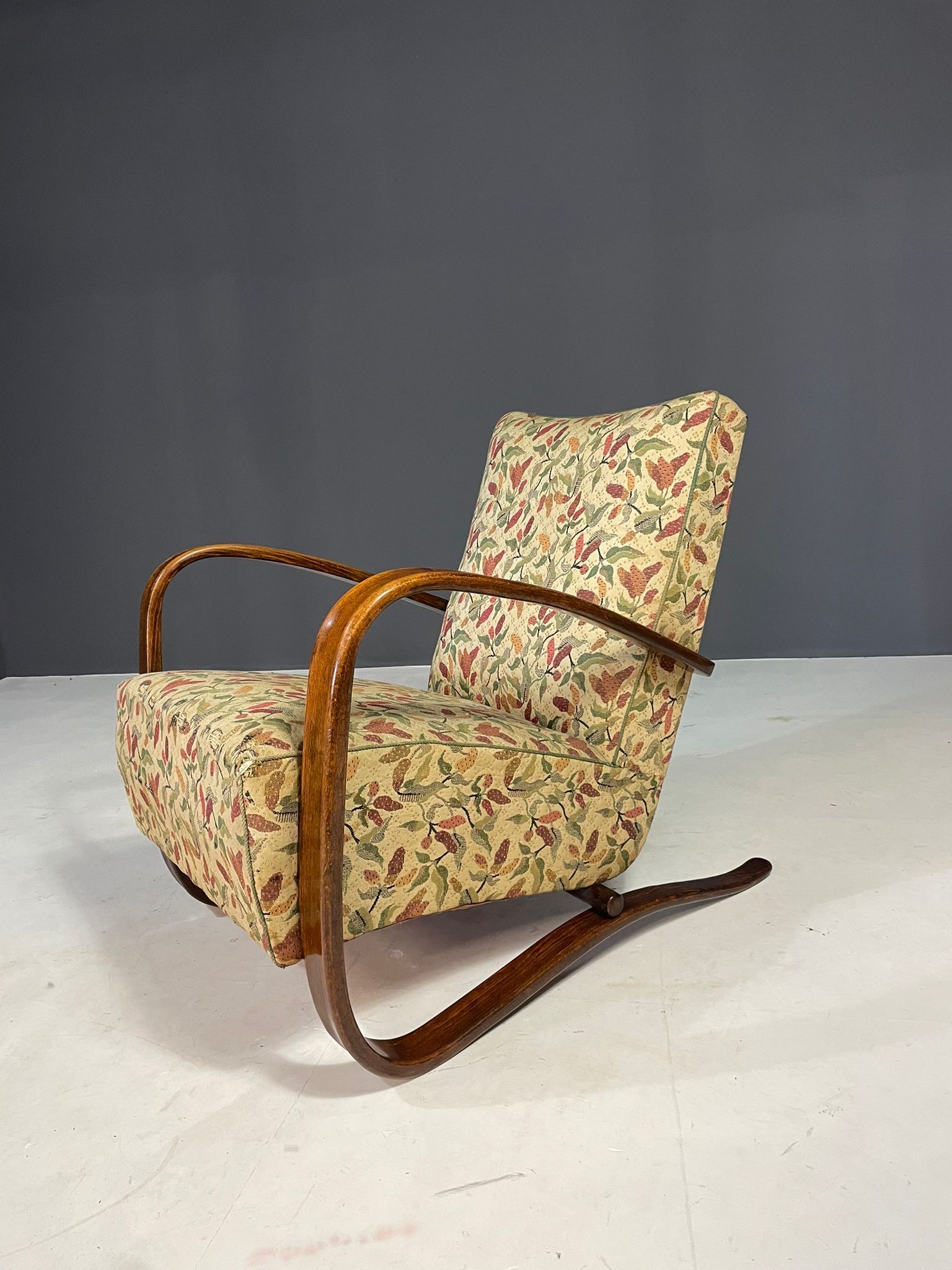 Paire de chaises longues H269 de Jindřich Halabala, années 1930