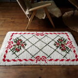 Pure wool vintage carpet