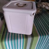 English teapot, old porcelain - The Cube