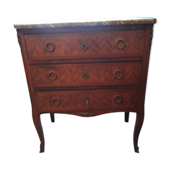 Commode style Louis XV