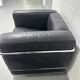 Paire de fauteuils LC2 Le Corbusier édition Cassina vintage