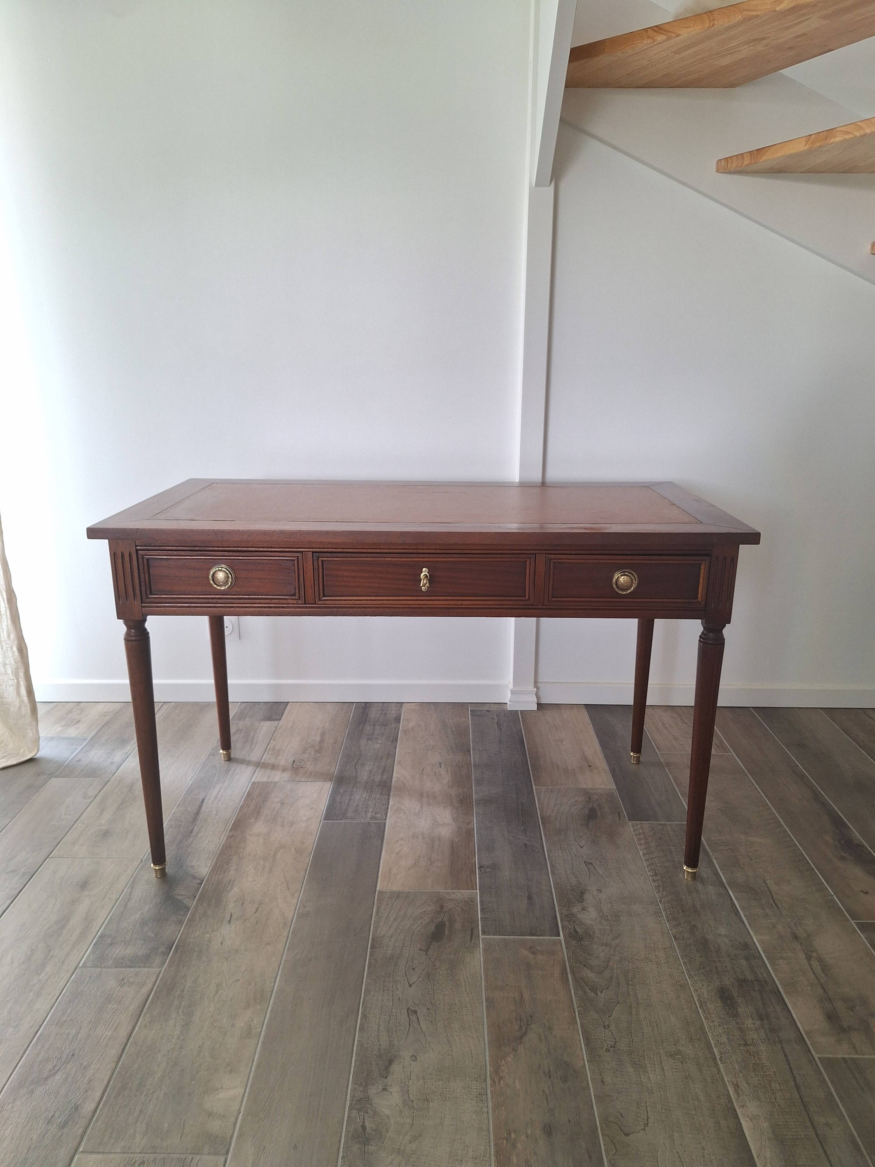 Louis XIV style desk