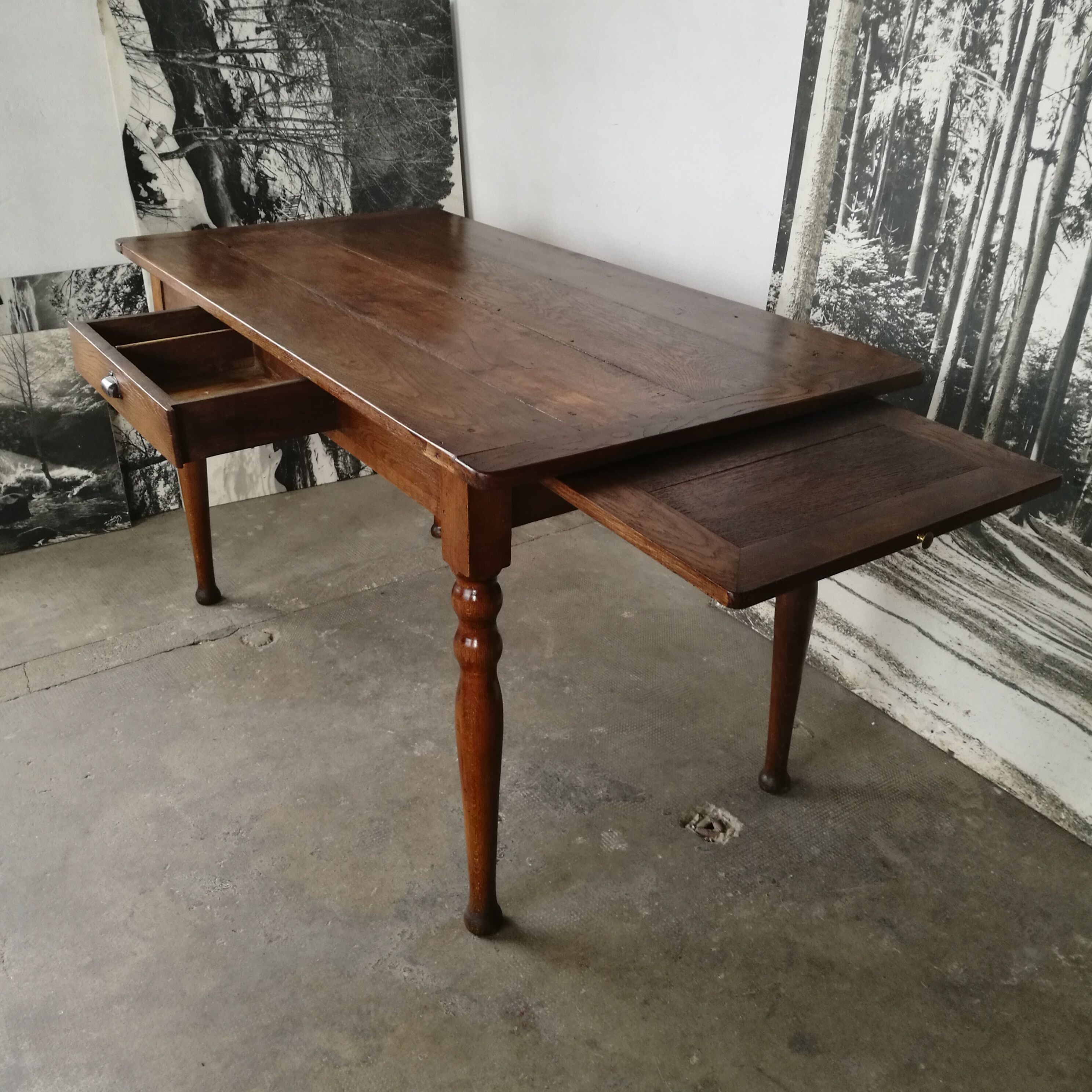 Farmhouse table