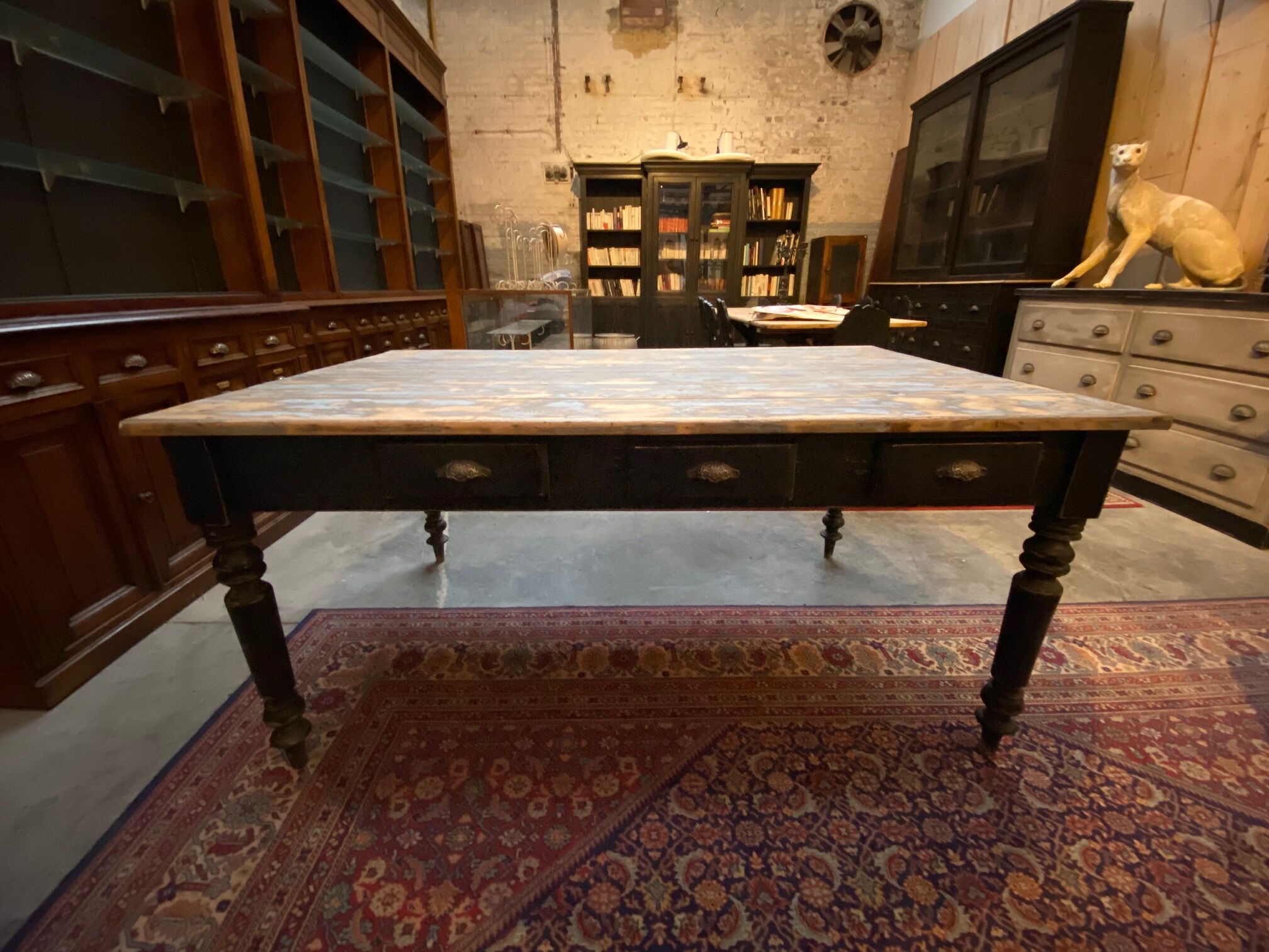 Ancienne table 7 tiroirs