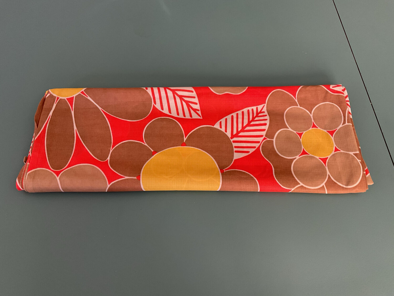 Vintage 70s coloured tablecloth