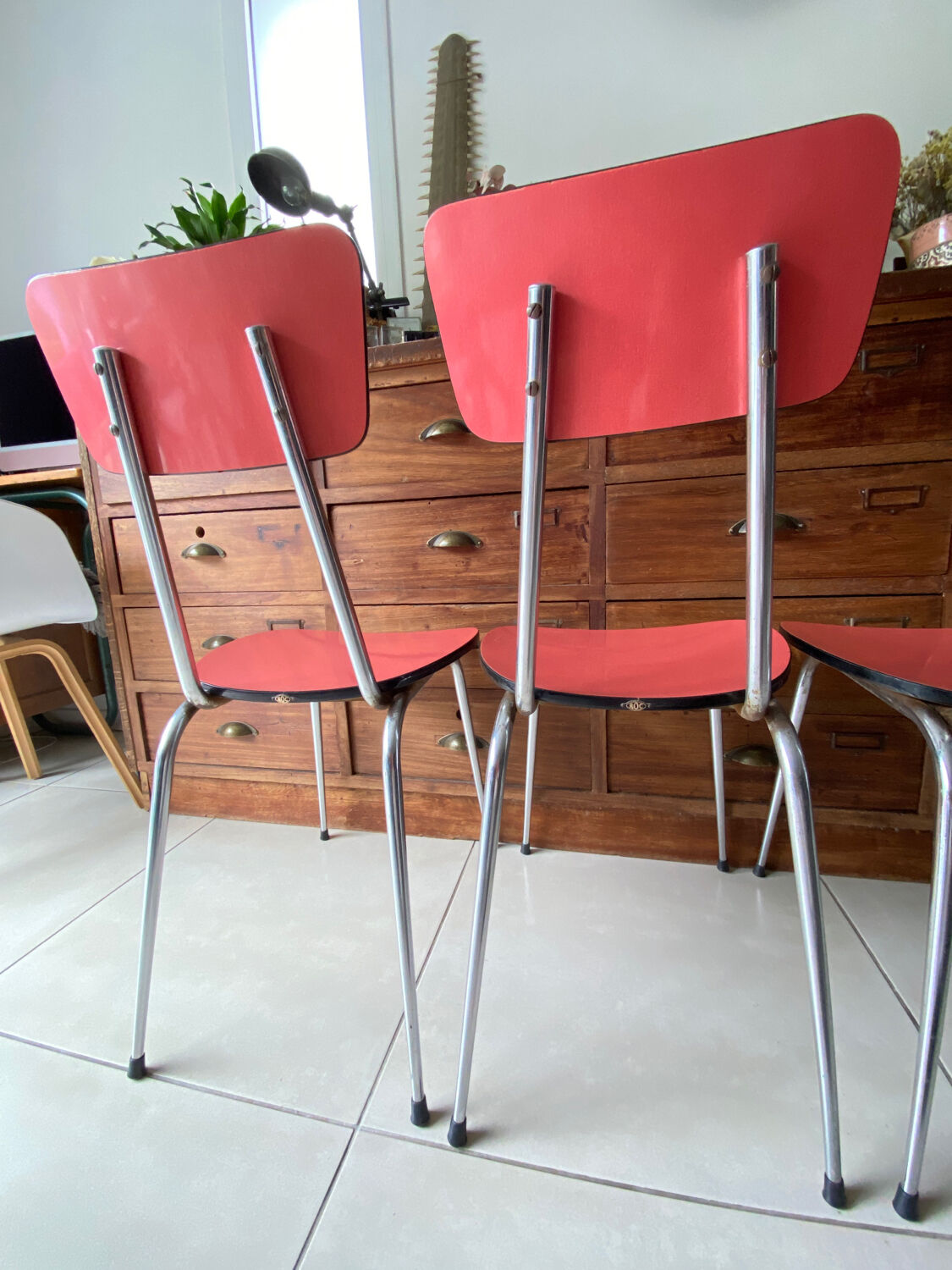 Set of 4 vintage red Formica chairs