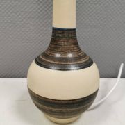 Beautiful table lamp in Ceramic, Danish and from the 1970-80s.