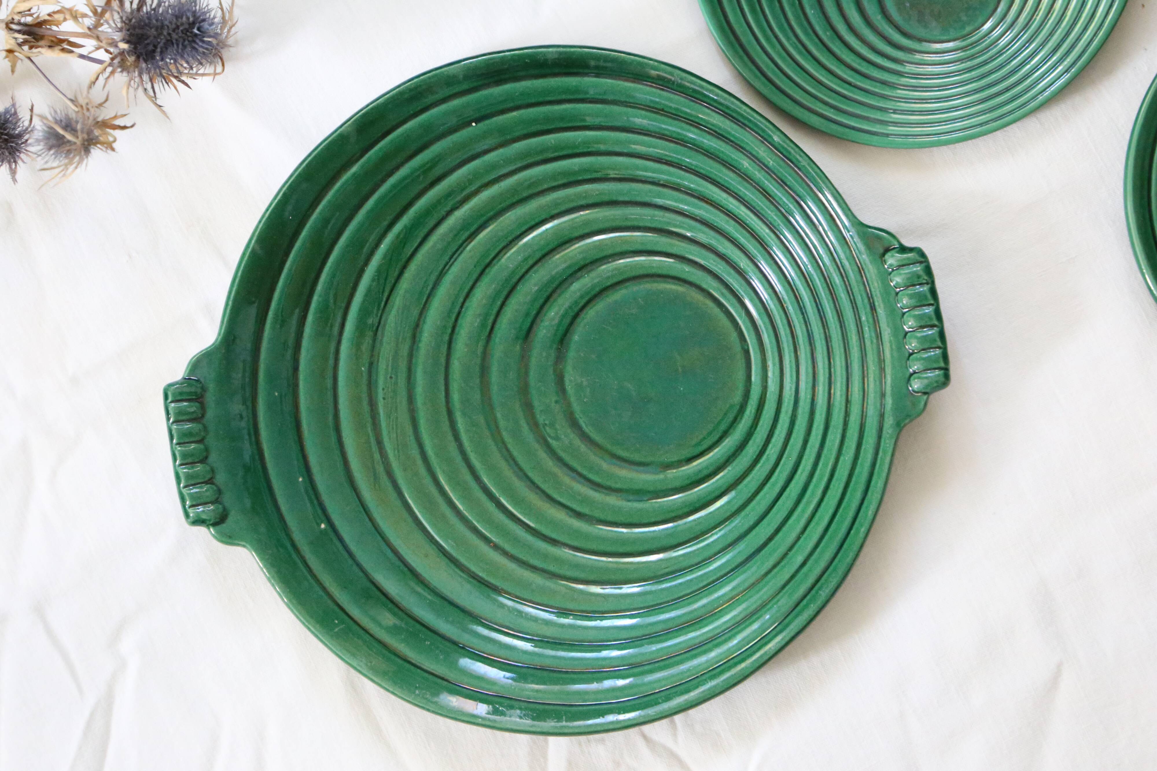 Service à dessert composé de 12 assiettes et plat, vintage