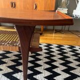 Table basse en teck design danois et porte revue cannage