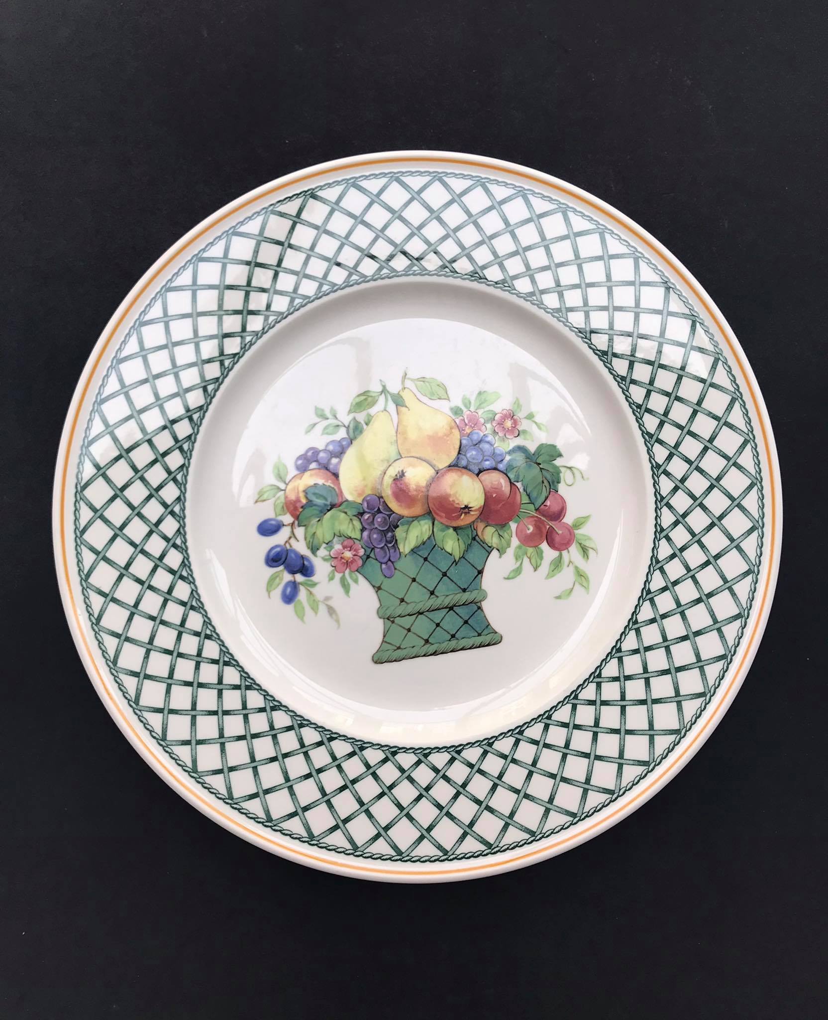 Villeroy and Boch Basket Plate of Diner