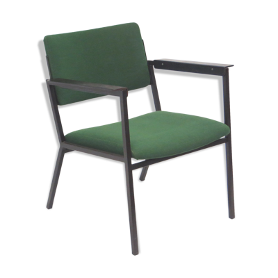 Fauteuil vintage vert avec cadre métallique fabriqué dans les années 60