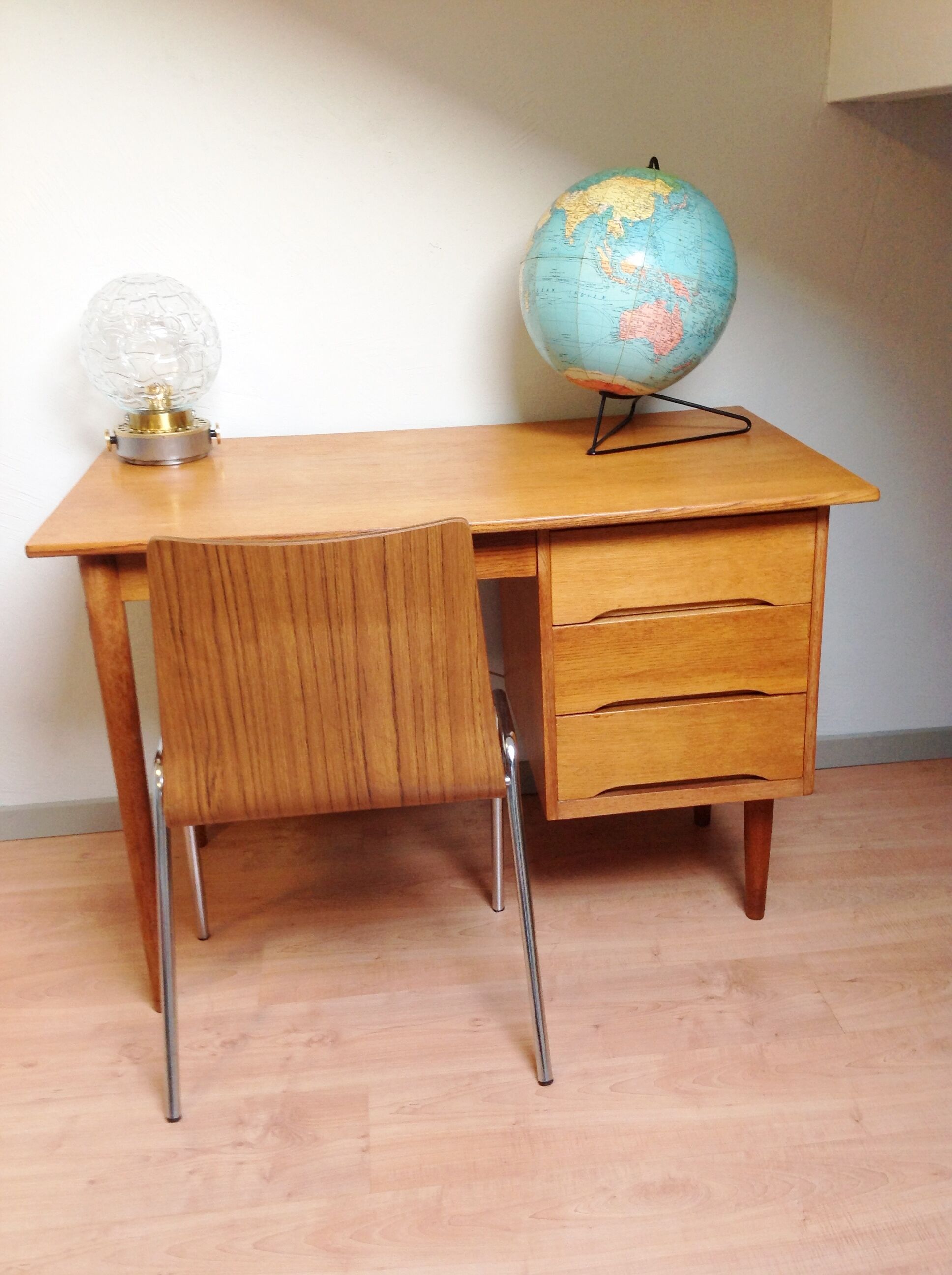 Multiplied wooden chair and chrome feet, vintage 60/70s