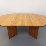 Vintage octagonal dining table from the 1980s in pine with an extension.